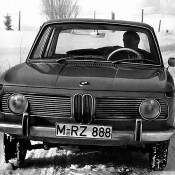 BMW 1500 в снегу