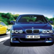 BMW M5 E39 синяя