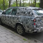 BMW X7 камуфляж